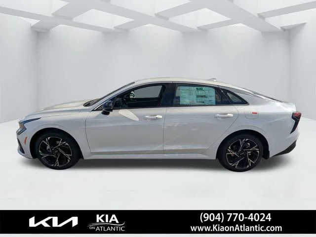 New 2026 White Kia GT-Line image 6
