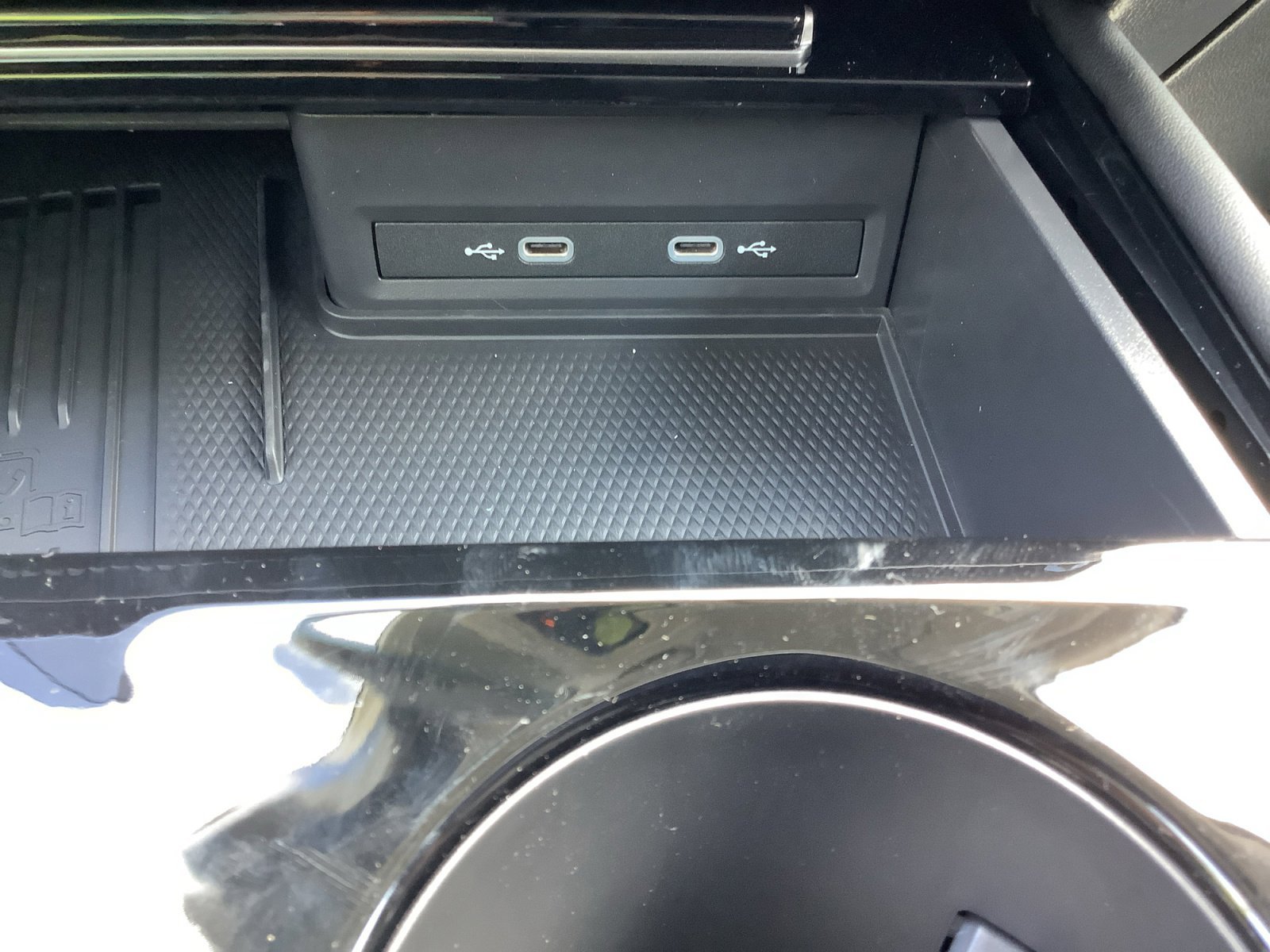 New 2026 Pure Gray Volkswagen 2.0T SE w/Technology image 21
