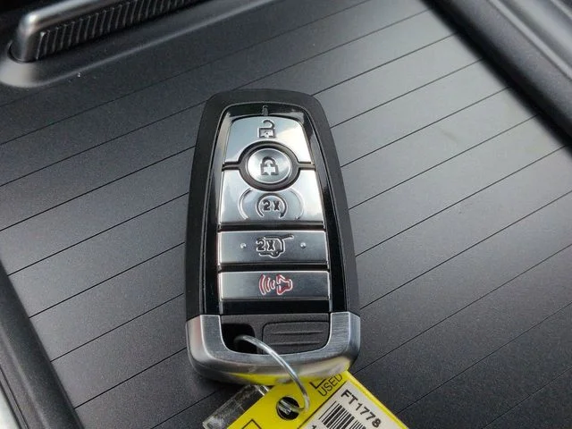 New 2026 Oxford White Ford Tremor® image 28