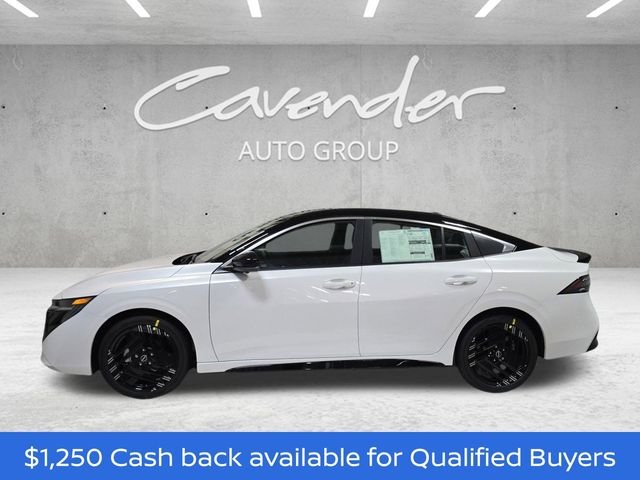 New 2026 Aspen White TriCoat / Super Black Two-tone Nissan SR image 13