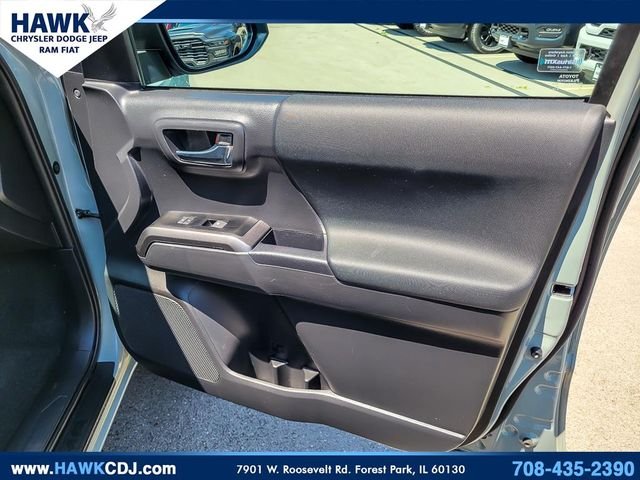 Used 2022  Toyota TRD Sport image 29