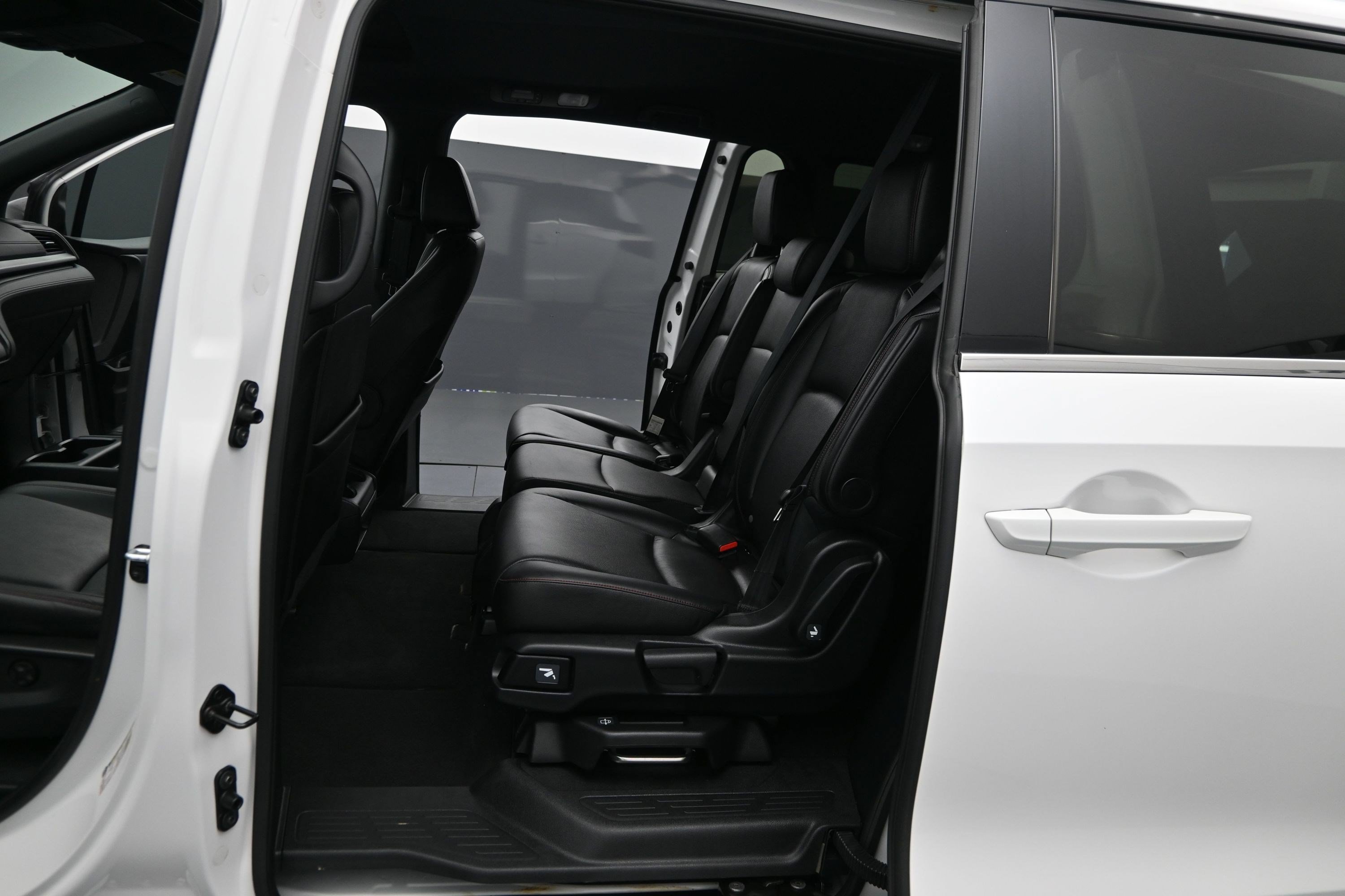 Used 2024 White Honda Sport image 10