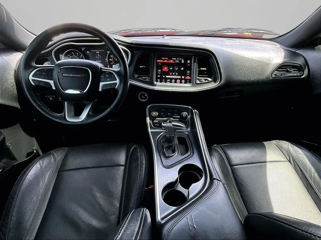 Used 2015 Red Dodge R/T image 17