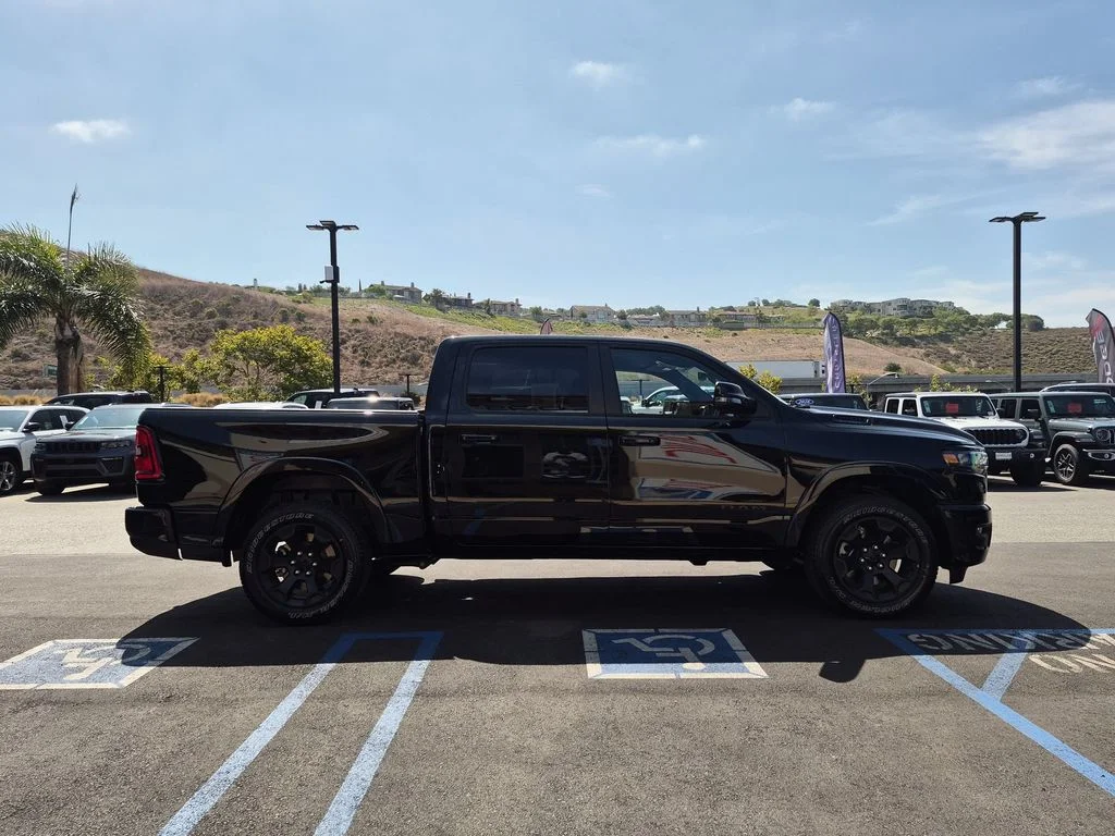 New 2026 Diamond Black Crystal Pearl-Coat Exterior Paint RAM Big Horn/Lone Star image 4