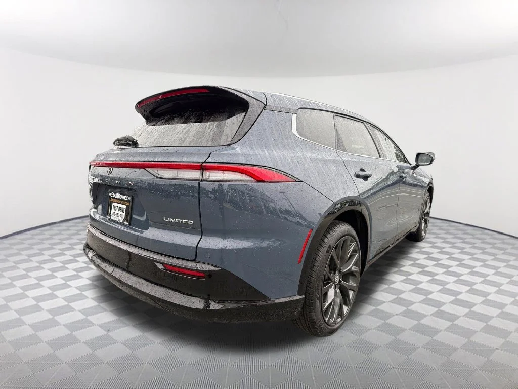 Used 2025 White Toyota Limited image 5
