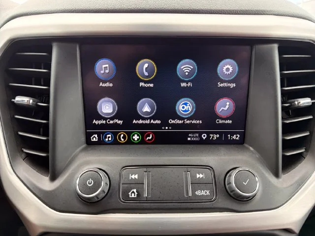 Used 2023 White GMC SLE image 12