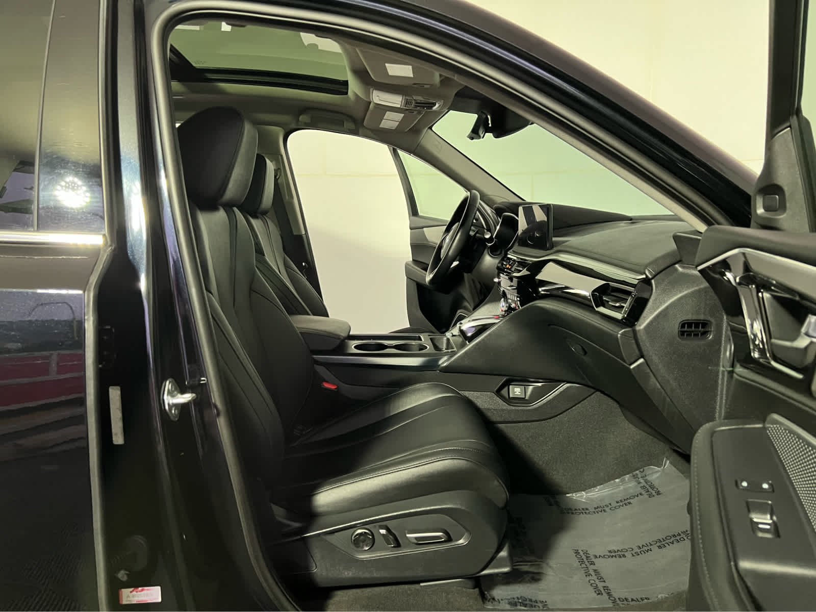 Certified Used 2025 Majestic Black Pearl Acura  image 31