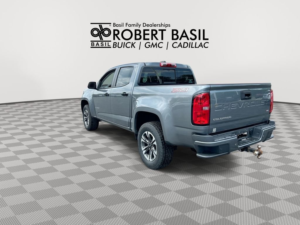 Used 2022 Gray Chevrolet Z71 image 6