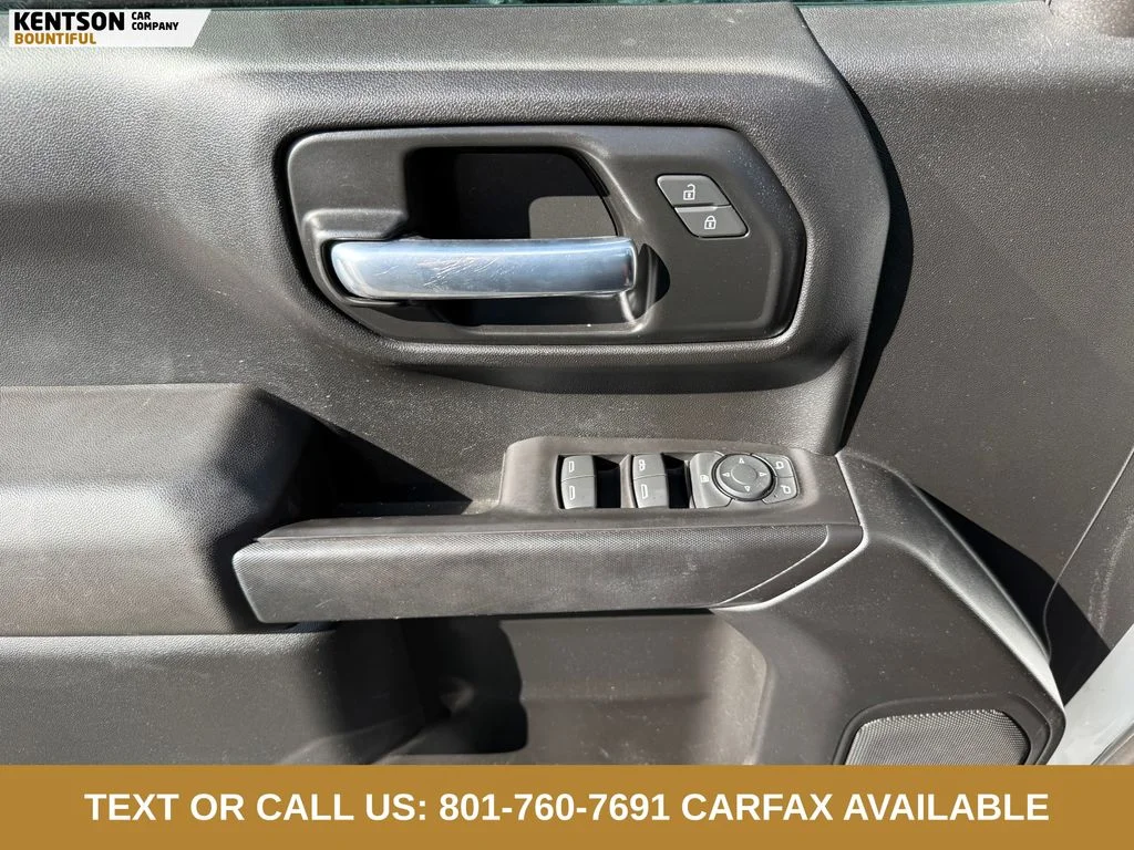 Used 2021 White Chevrolet Custom image 19
