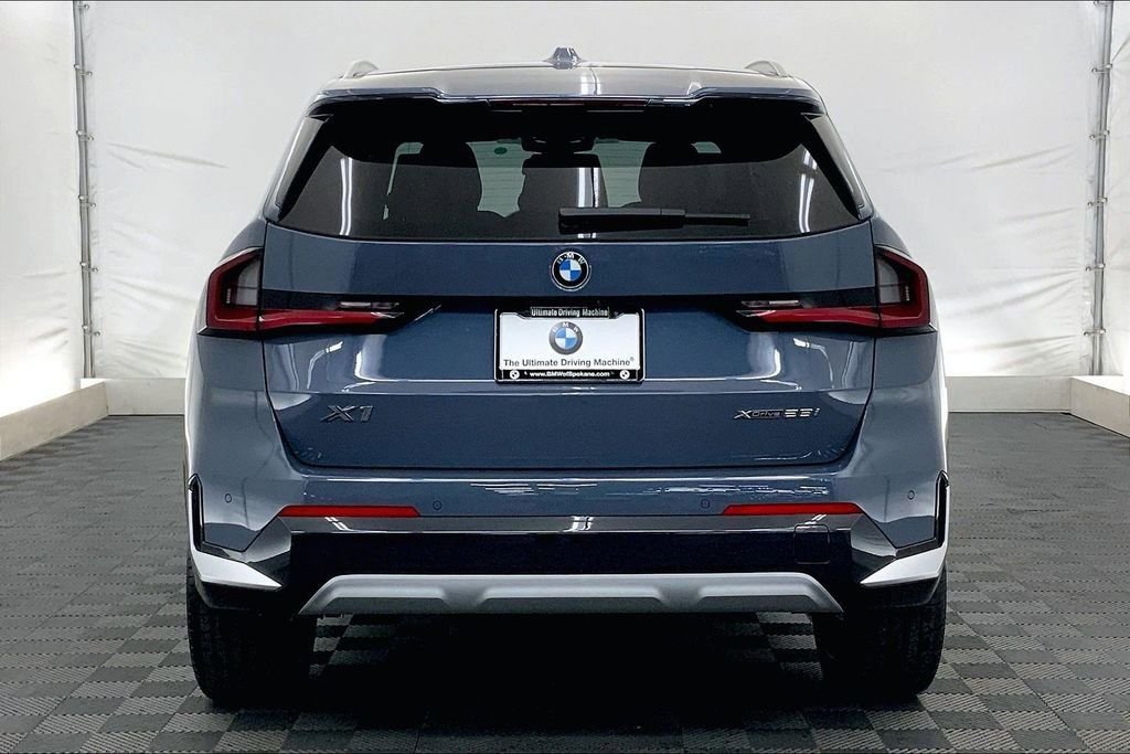 Used 2026 Storm Bay Metallic BMW xDrive28i image 6