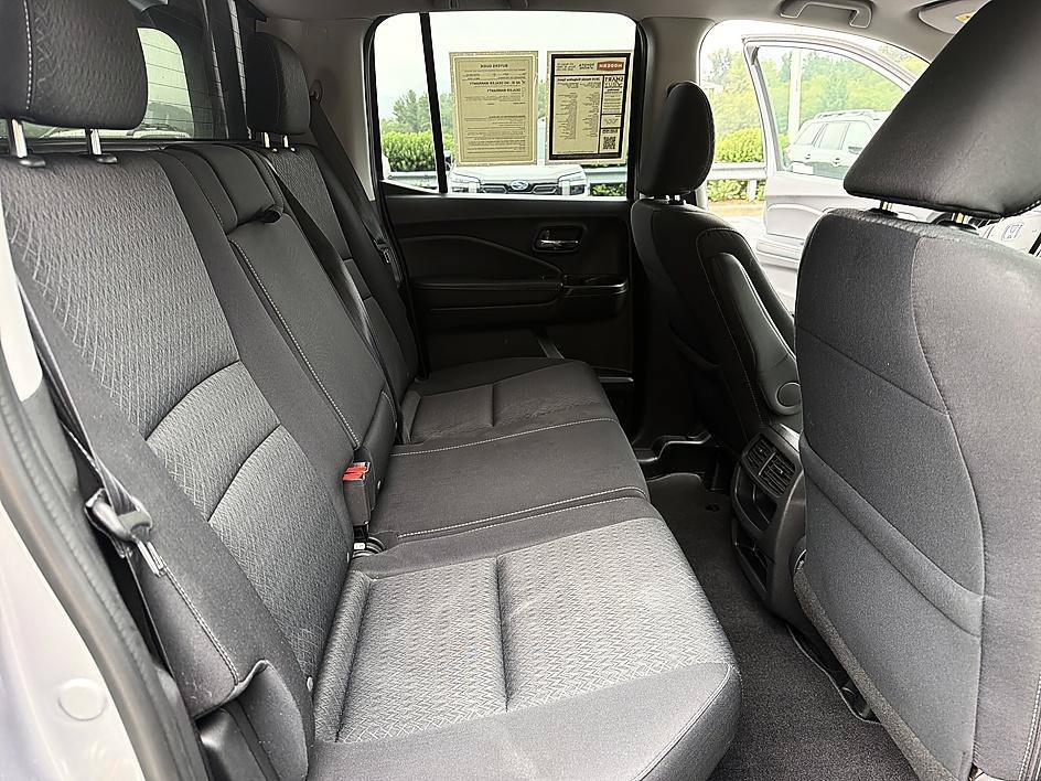 Used 2019 Lunar Silver Metallic Honda Sport image 20