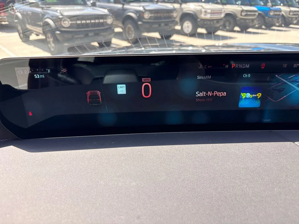 New 2026 Black Ford Platinum image 22