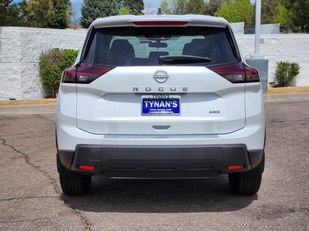 New 2026 Everest White Pearl TriCoat Nissan SV image 6