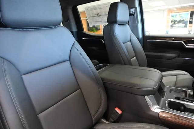 2026 Chevrolet Silverado 1500 LT Trail Boss - Photo 9