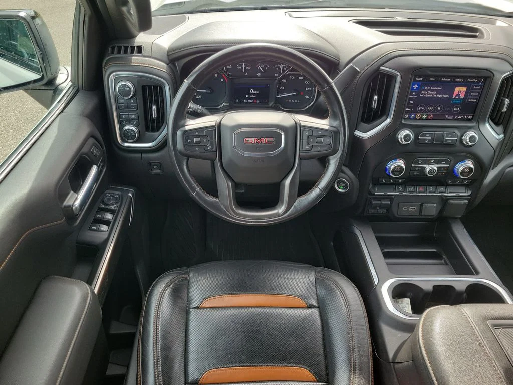 Used 2021 White GMC AT4 image 14