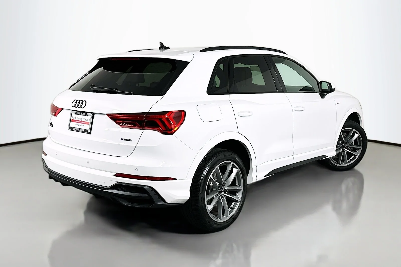 Used 2023 Ibis White Audi S line Premium image 14