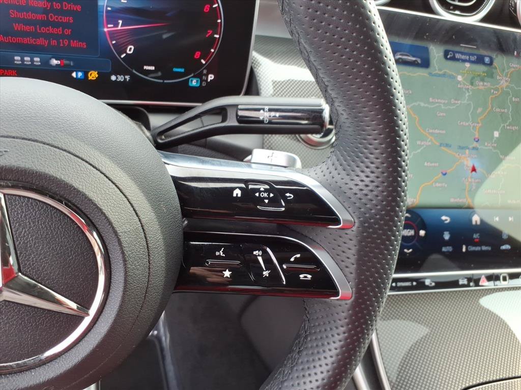 Certified Used 2025 Black Mercedes-Benz GLC 300 image 17