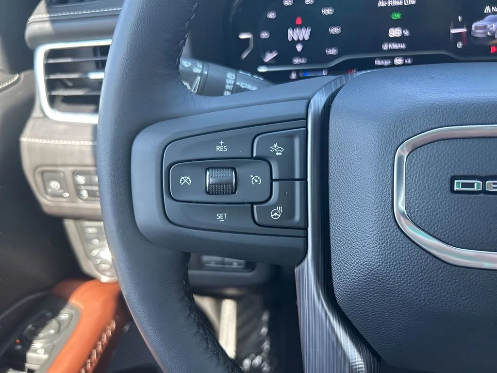 Used 2023 Onyx Black GMC Denali Ultimate image 17