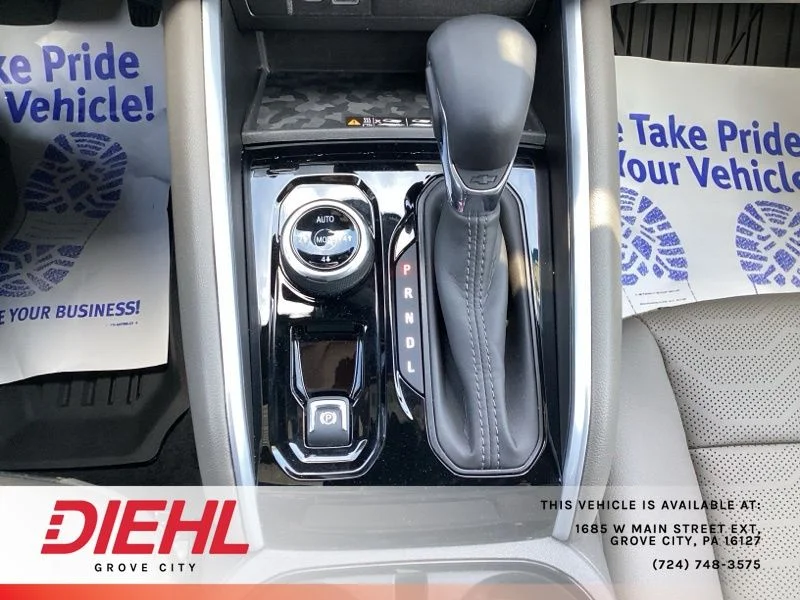 Used 2025 Gray Chevrolet ZR2 image 33