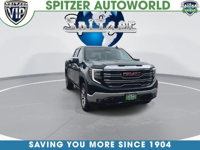 Used 2025 Black GMC SLT image 4