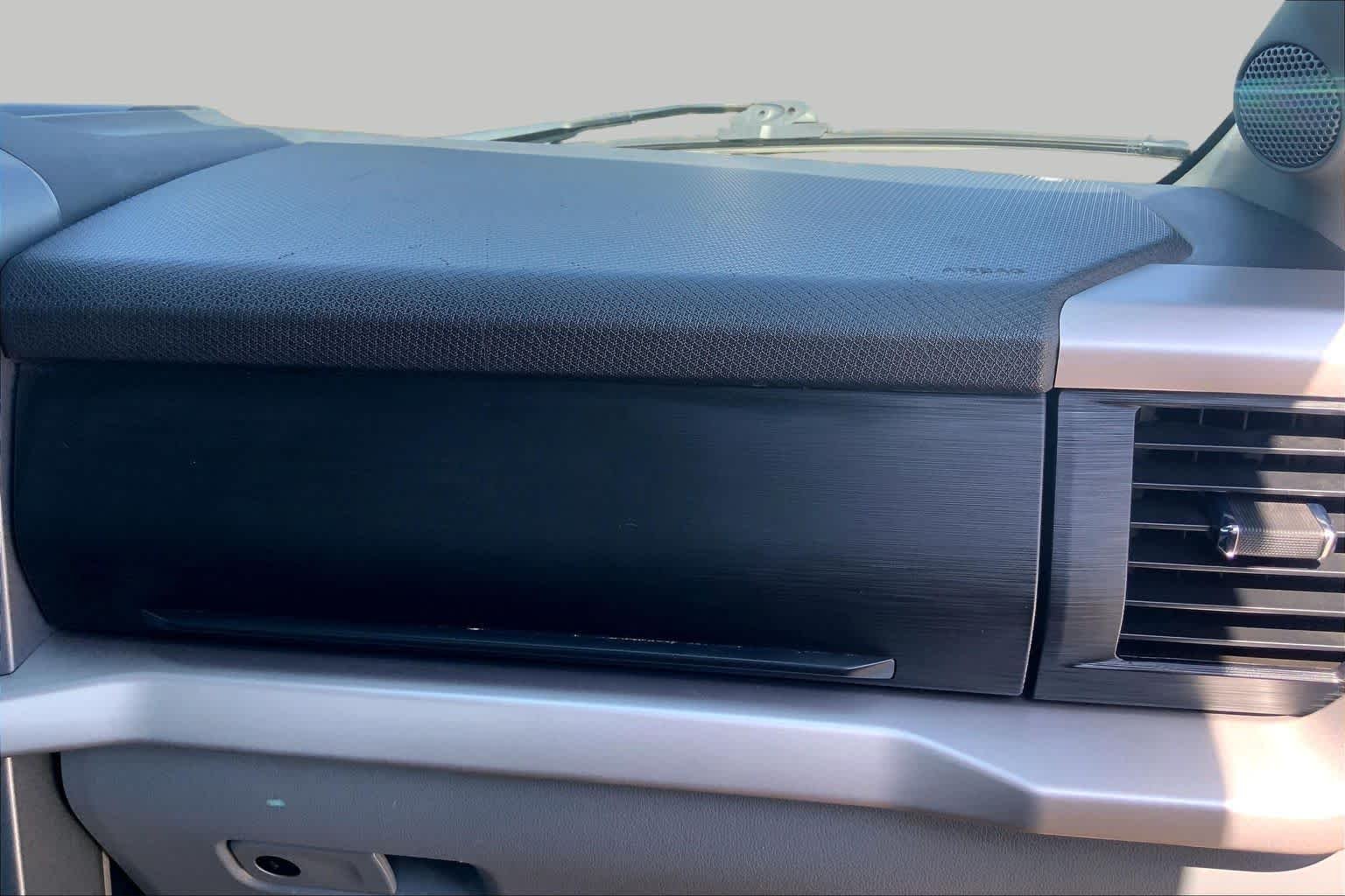 Certified Used 2023 Iconic Silver Metallic Ford XLT image 19