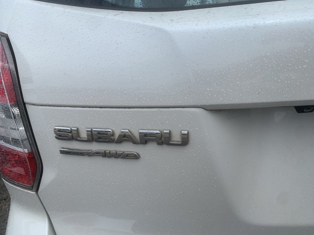 Used 2015 Satin White Pearl Subaru 2.5i image 7