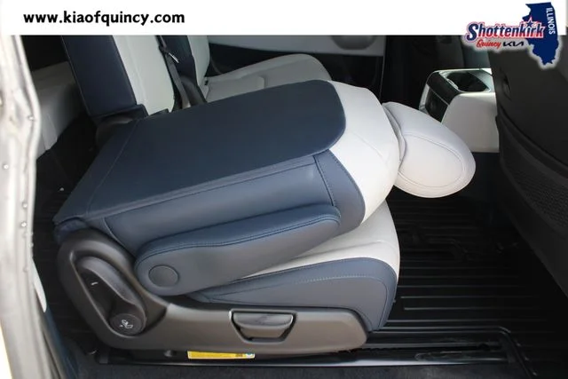 New 2026 White Kia EX image 21