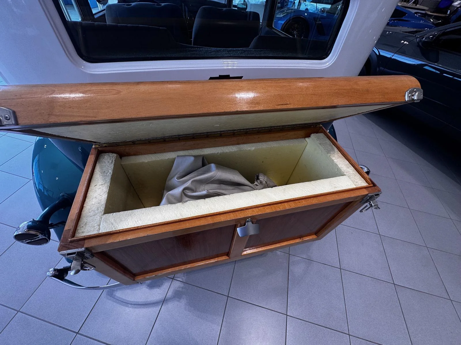 Used 1942  Chevrolet  image 16
