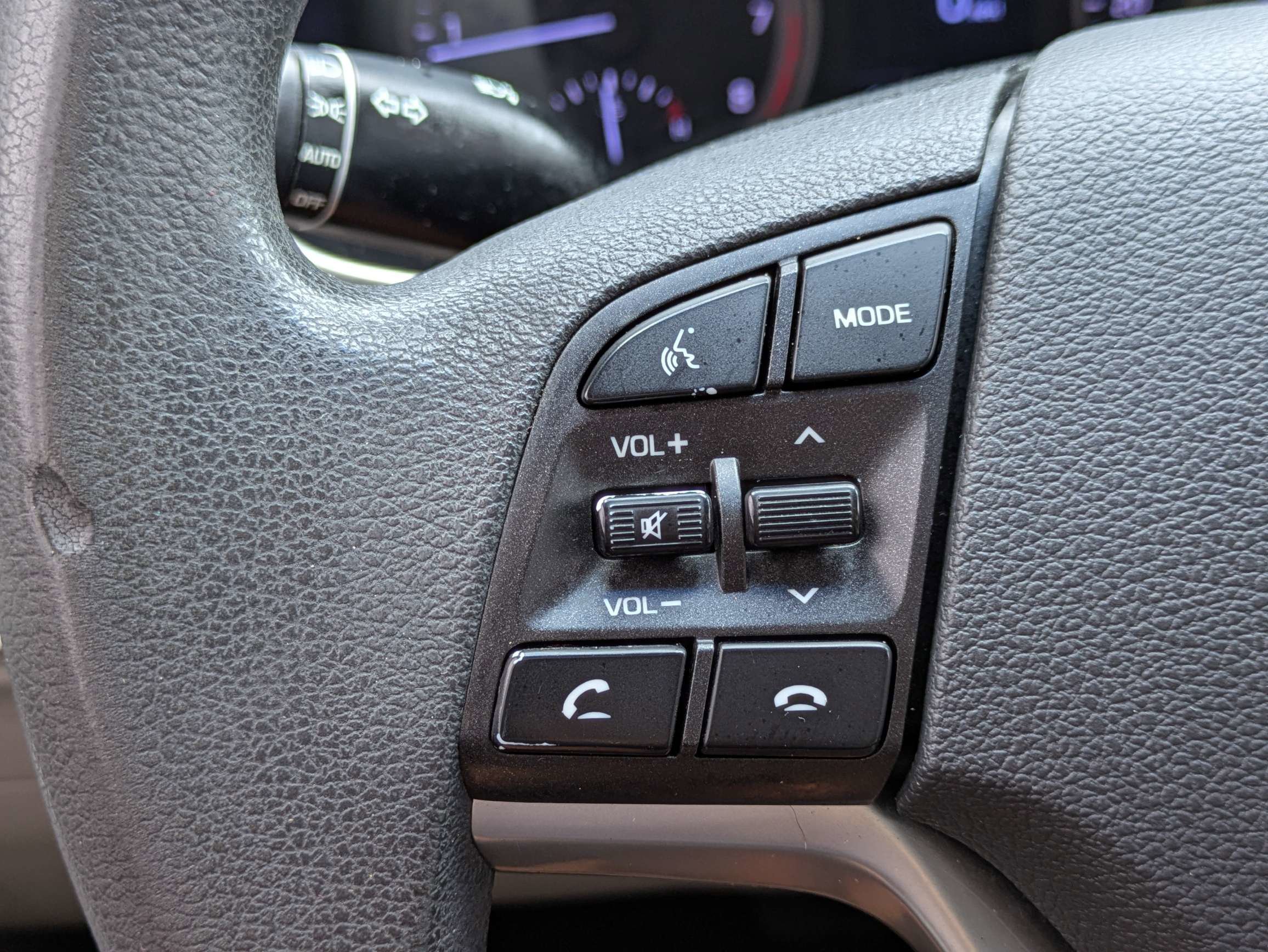 Used 2019 Black Noir Pearl Hyundai Value image 30