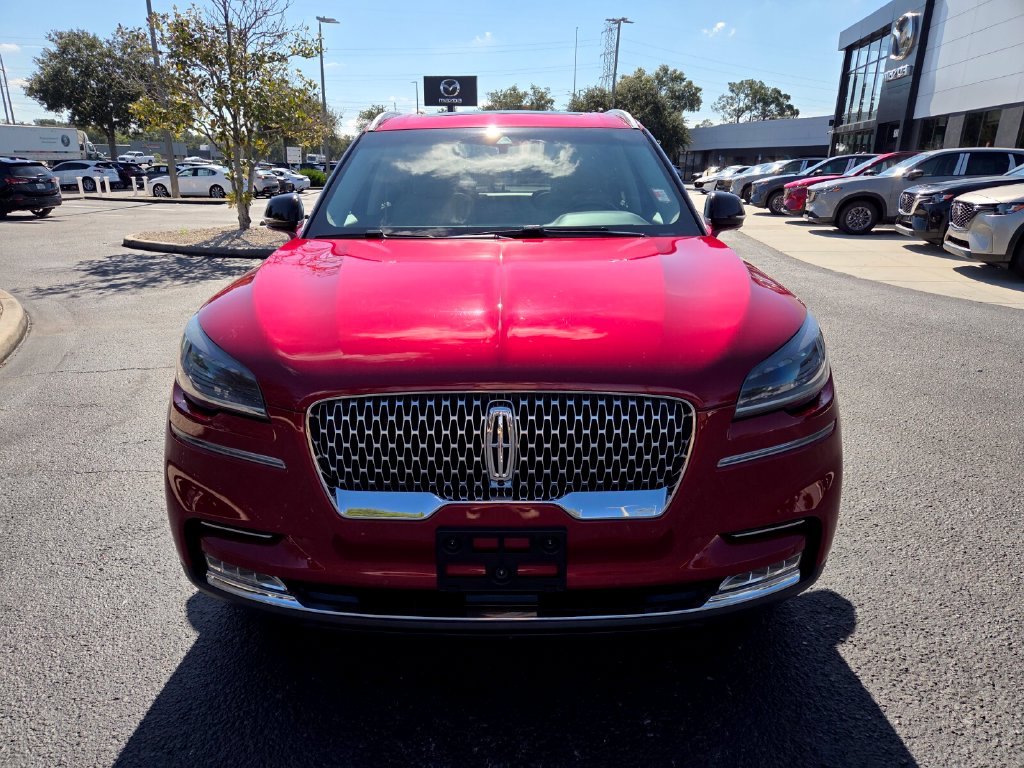 Used 2020 Red Lincoln Reserve image 17