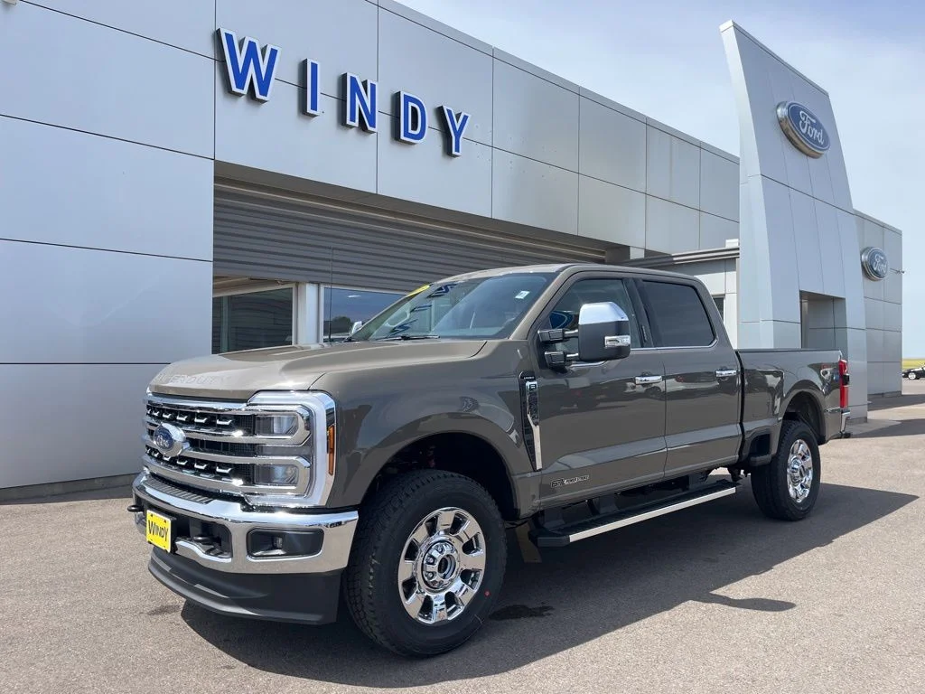 2026 Ford F-250 Lariat 4x4 Crew Cab 6-3/4' Box's photo