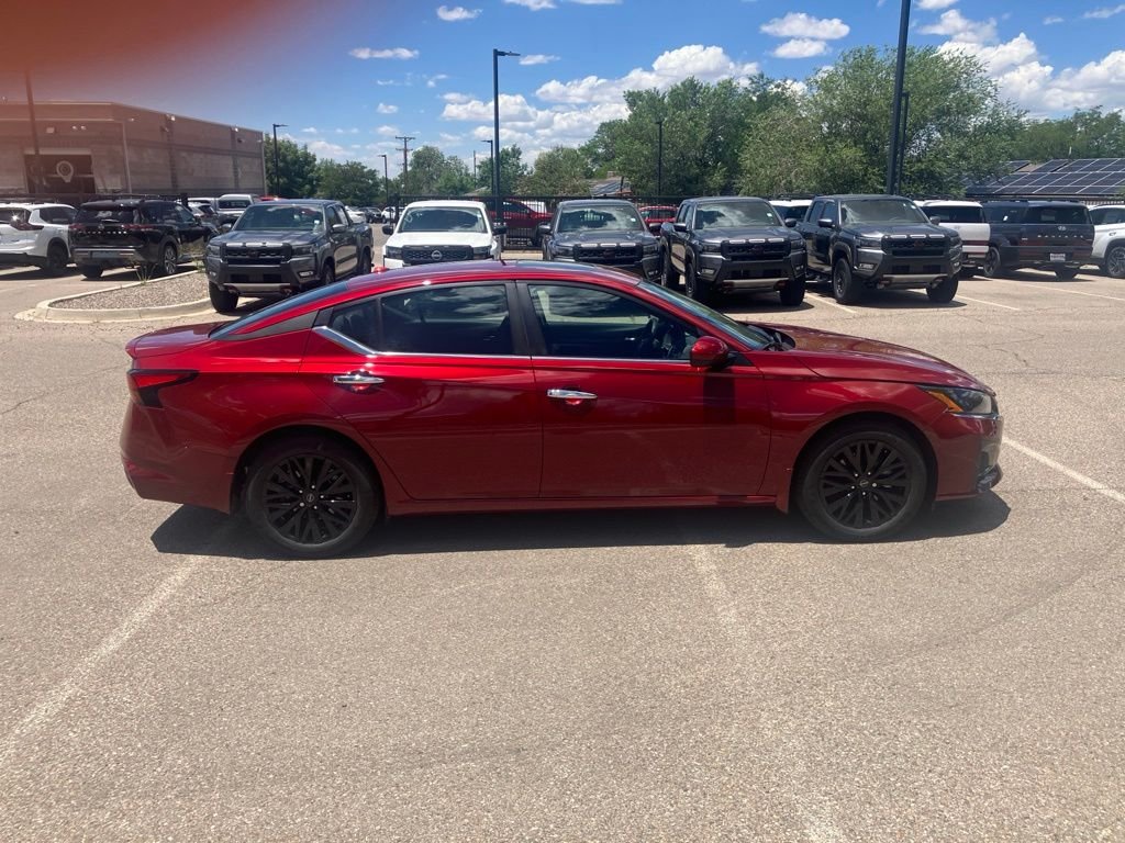 Used 2025 Red Nissan 2.5 SV image 8