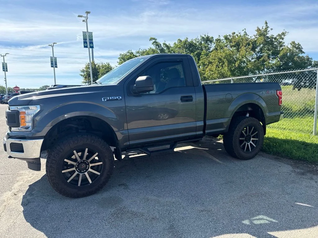 Used 2019 Gray Ford XL image 4