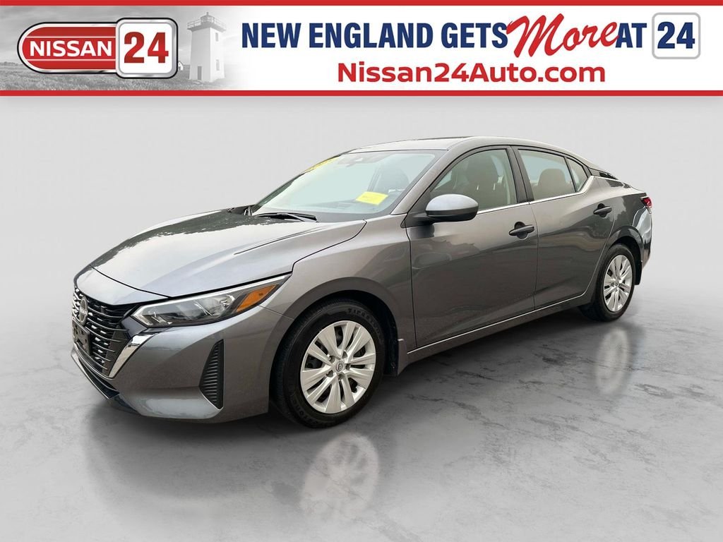 Used 2025 Gray Nissan S image 1