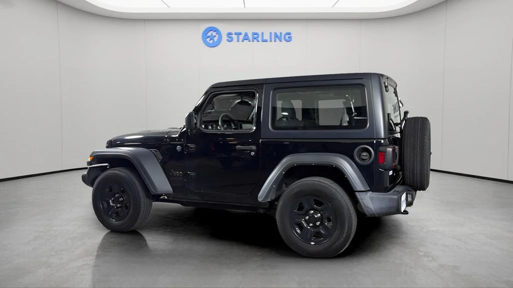 Used 2022 Black Jeep Sport 4x4 image 4
