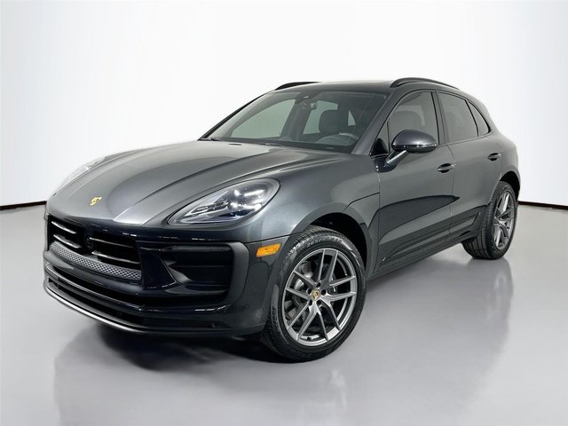2025 Porsche Macan 