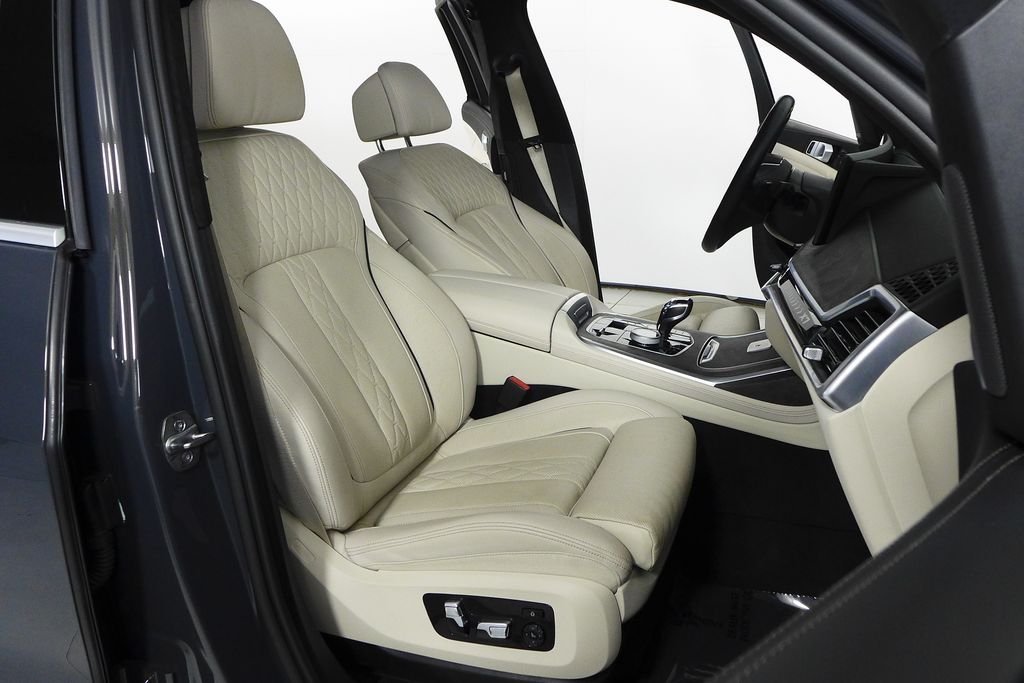 Used 2023 Dravit Gray Metallic BMW ALPINA XB7 image 19