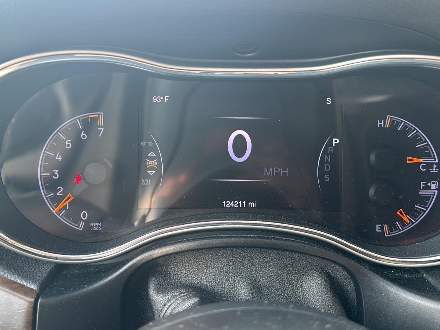 Used 2015 Brilliant Black Crystal Pearlcoat Jeep Limited image 8