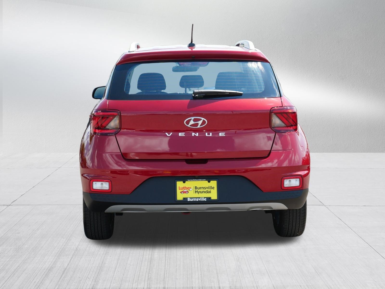 2024 Hyundai Venue SEL - Photo 6