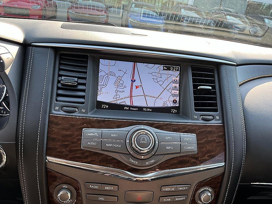Used 2019 Super Black Nissan SL image 16