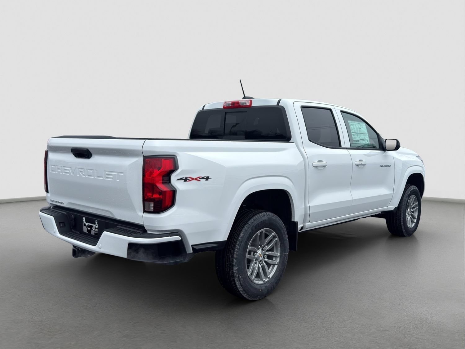 2026 Chevrolet Colorado LT - Photo 18