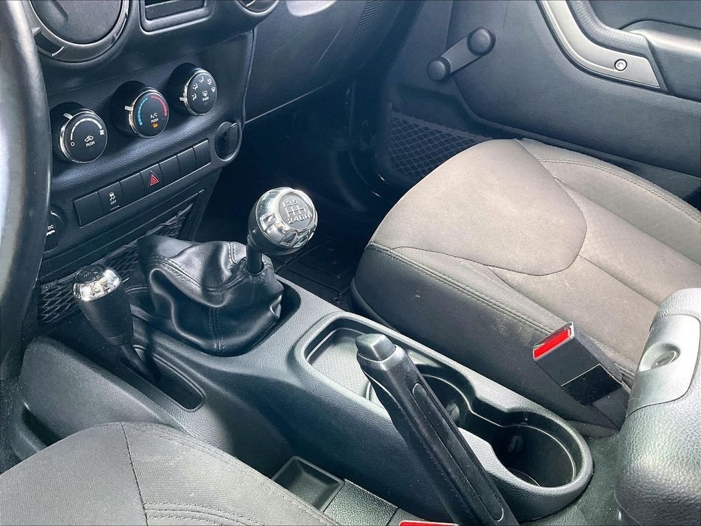Used 2017 Black Clearcoat Jeep Unlimited Sport image 18