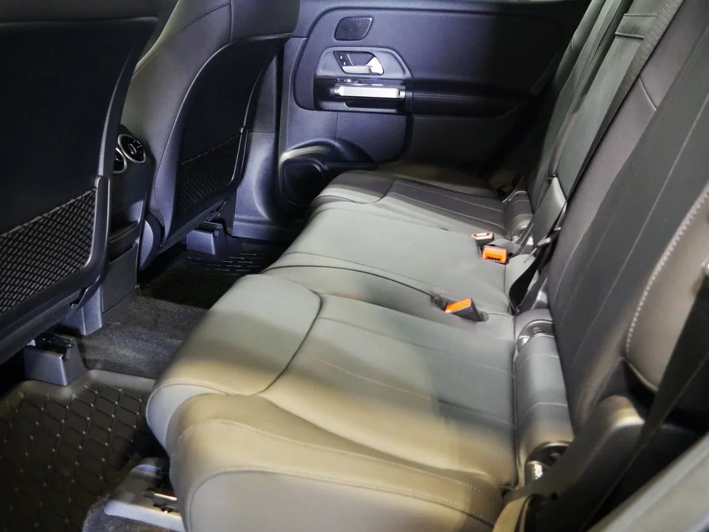 New 2026 Night Black Mercedes-Benz GLB 250 image 51