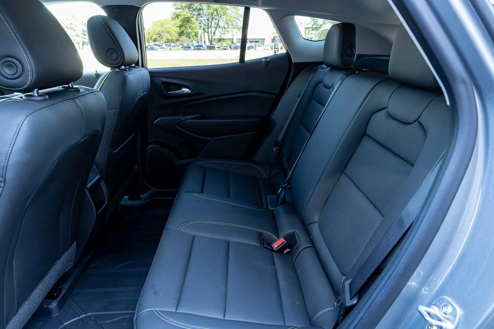 Used 2024 Sterling Gray Metallic Chevrolet ACTIV image 25
