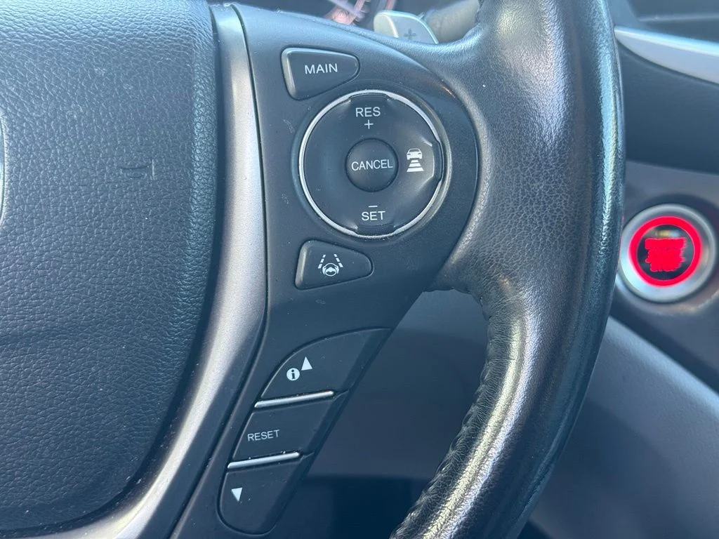 Used 2020 Obsidian Blue Pearl Honda RTL image 18