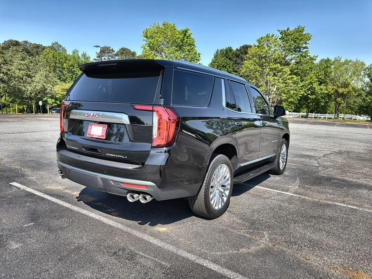 Used 2024 Onyx Black GMC Denali image 7