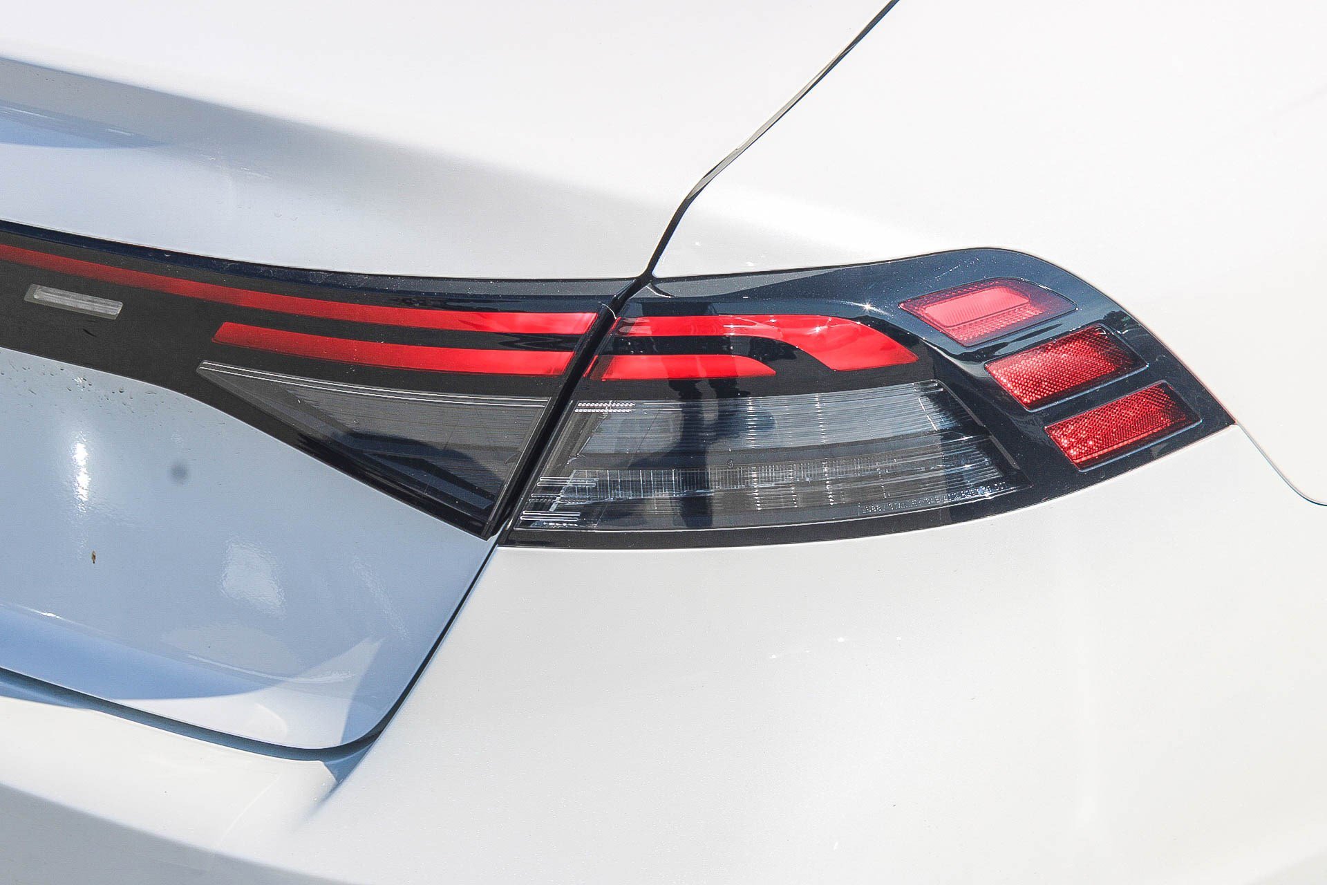 New 2026 Platinum White Pearl Honda SE image 9