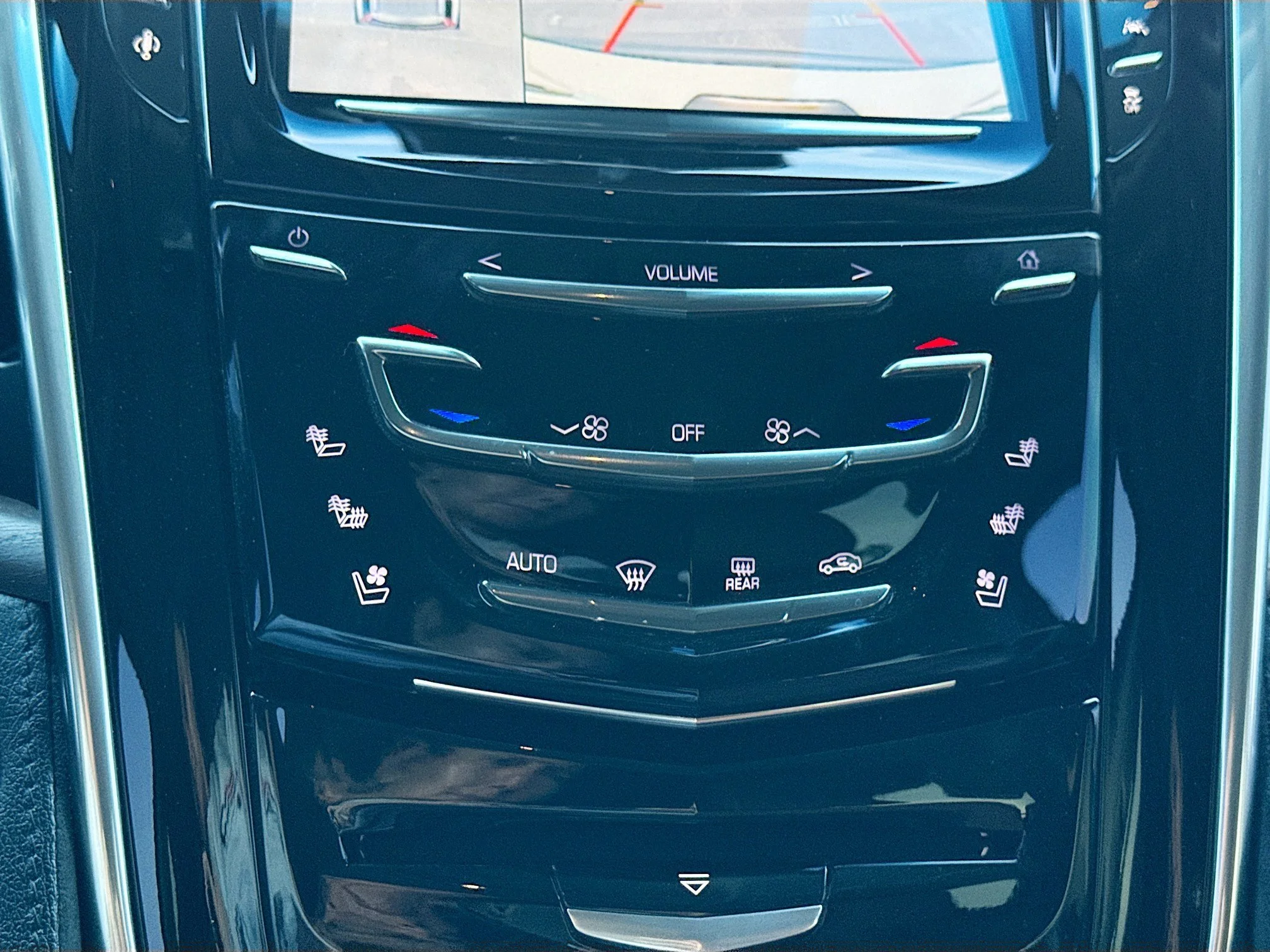 Used 2016 Crystal White Tricoat Cadillac Luxury Collection image 36