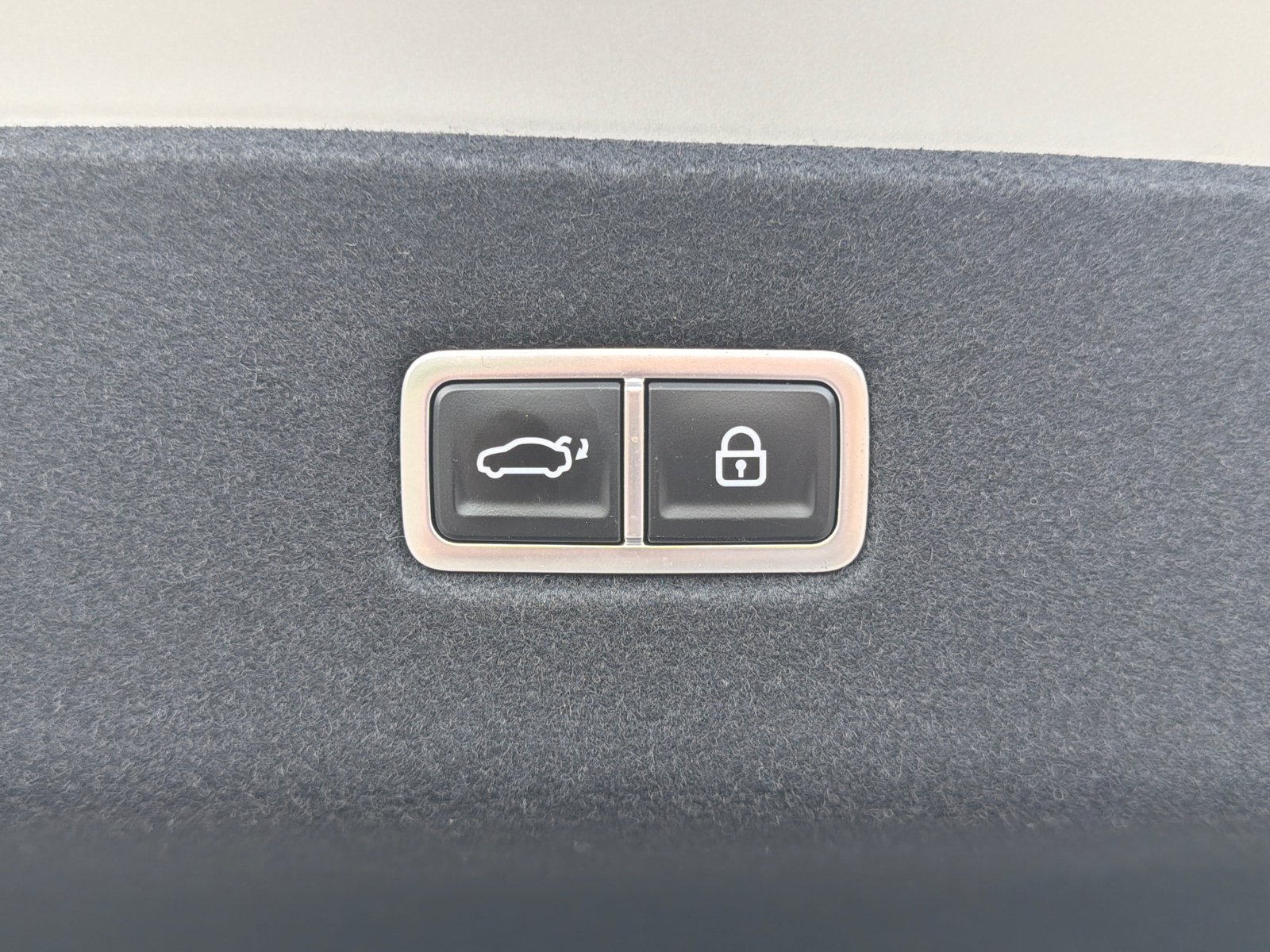 Certified Used 2024 Curated Silver Hyundai SEL image 19