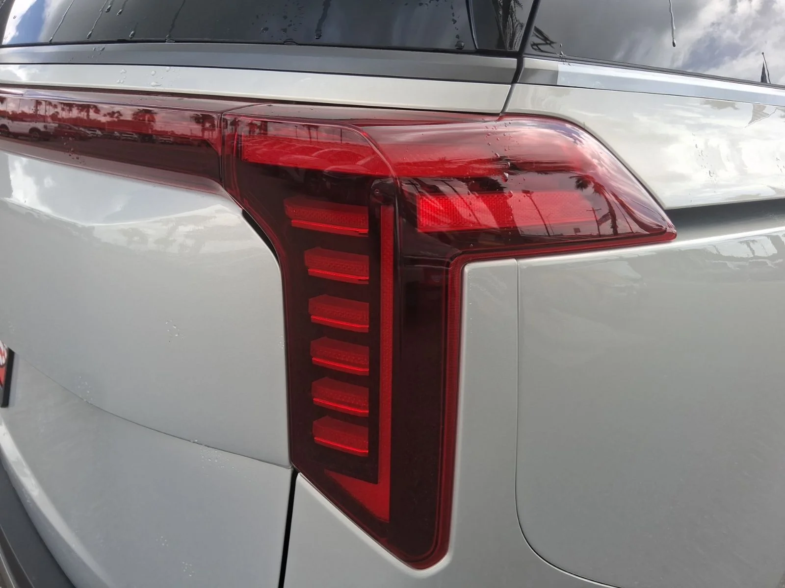 New 2026 White Kia SX Prestige image 8